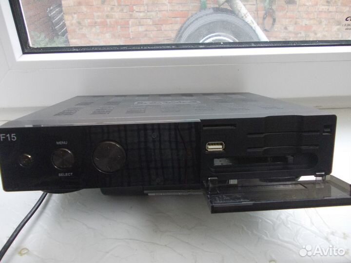 Спутниковый ресивер DR HD F15