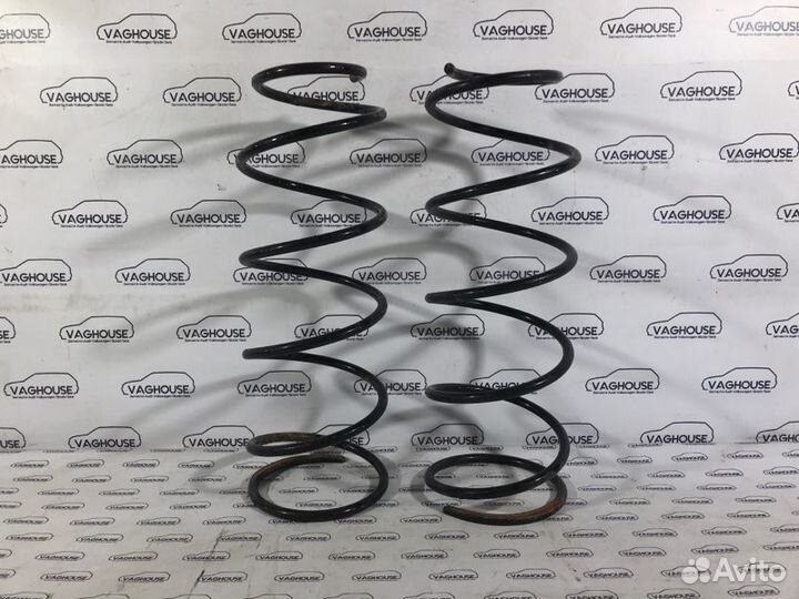 Пружины задние Toyota Land Cruiser 100 4.2 1HD FTE