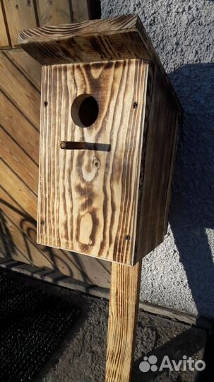 Стулья и табуретки