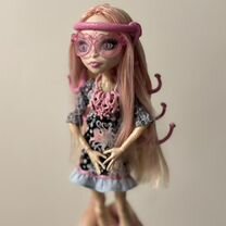 Кукла монстер хай