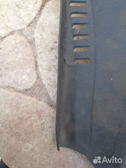 Жабо (накладка дворников)от Фольцваген Шаран 1