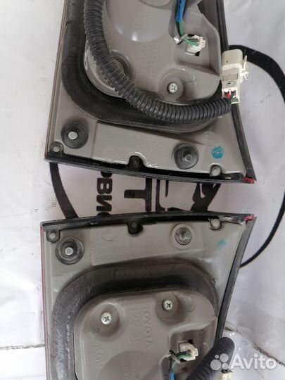 Задние фонари в крышку багажника lexus is