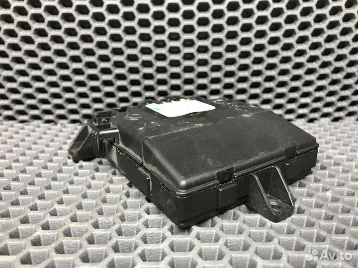 Блок управления перед лев двери mercedes 164 251