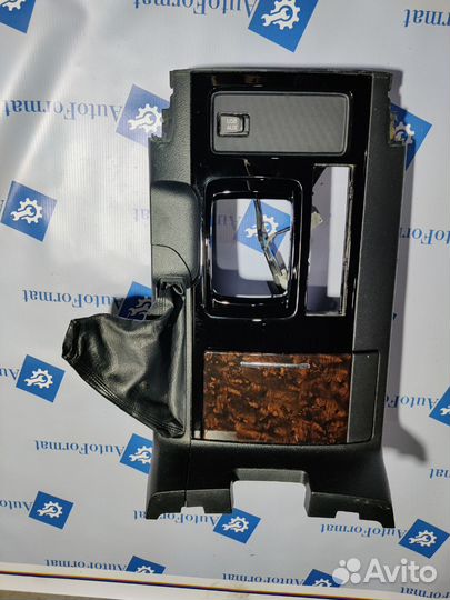 Toyota land cruiser 200 Консоль