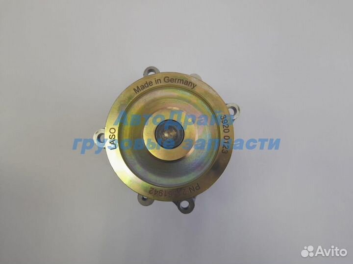 Насос водяной Ивеко Стралис двигатель Cursor 8