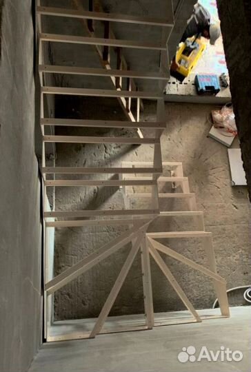 Лестница в дом под ключ