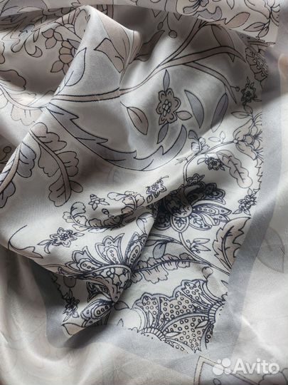 Платок шелковый