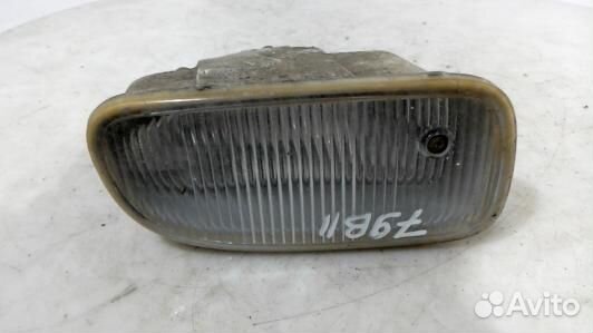 Фара галогенная правая передняя jeep grand cheroke