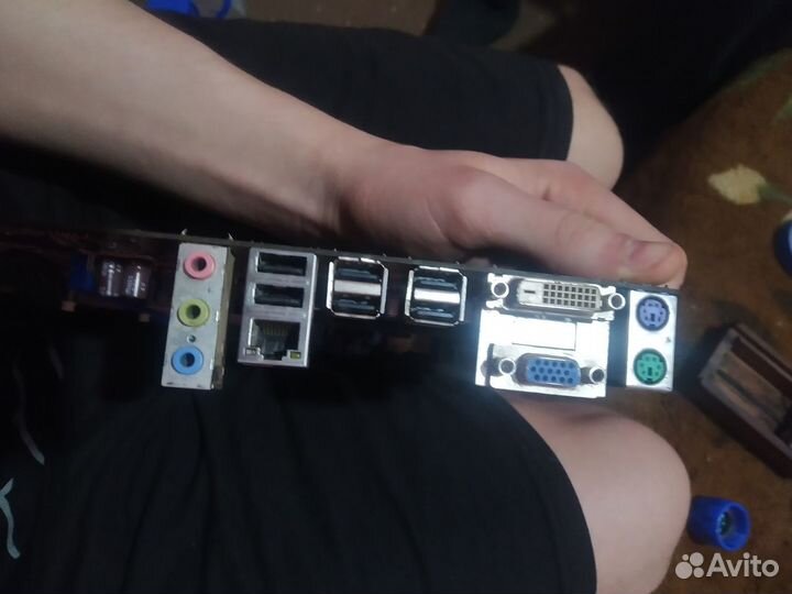 Материнская плата