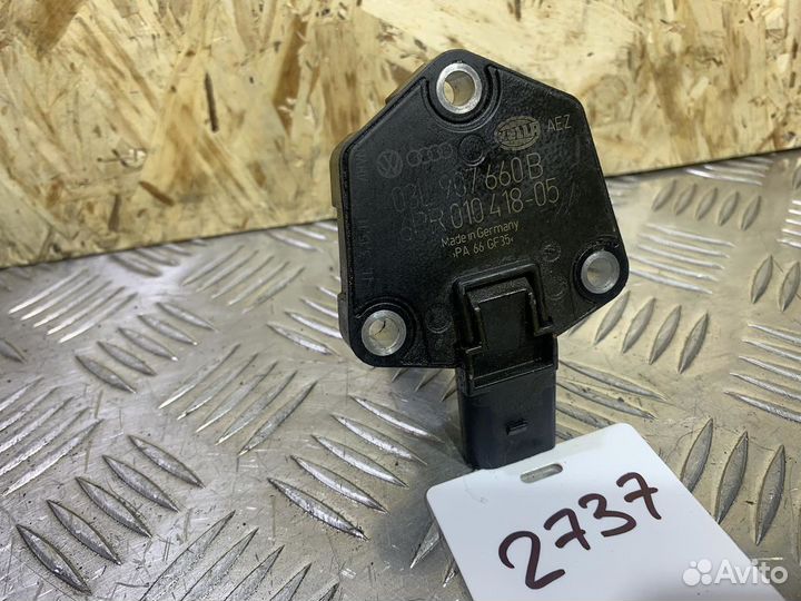 Б/У Б/У Датчик масла Multivan Amarok 2.0TDI CKT