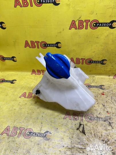 Бачок омывателя Kia Rio G4FA 2015