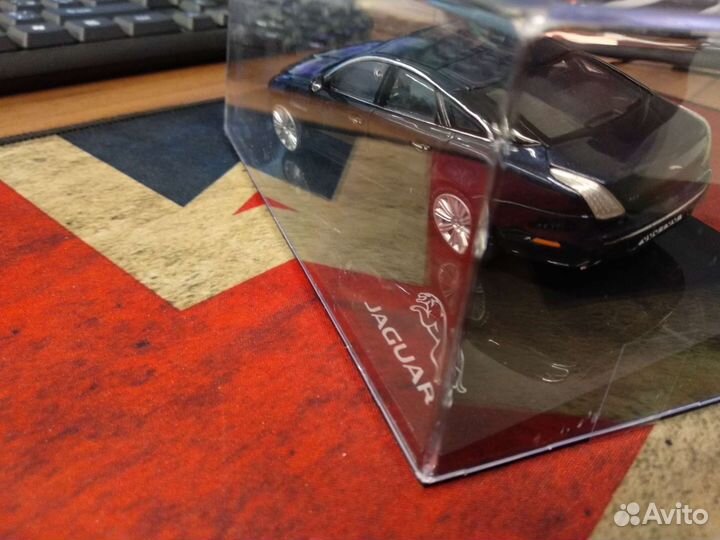 Модели автомобиля Jaguar XJ 1:43