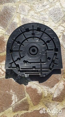 Ниша пласмасовая запасного колеса мазда 3bk