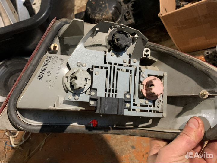 Фонарь стоп сигнала мерседес 210