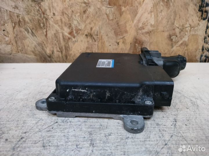 Блок управления Mitsubishi Outlander 4B12