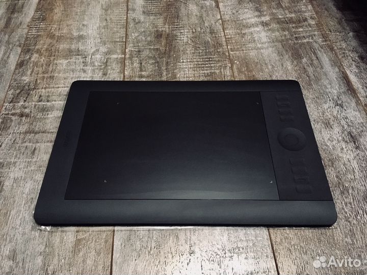 Wacom Intuos 5 touch (size M)