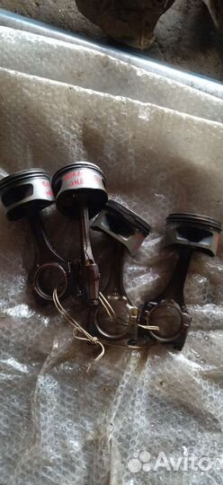 Поршень с шатуном Opel Omega 2.0 x20se