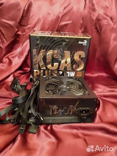 Блок питания AeroCool kcas plus 700W (торг)