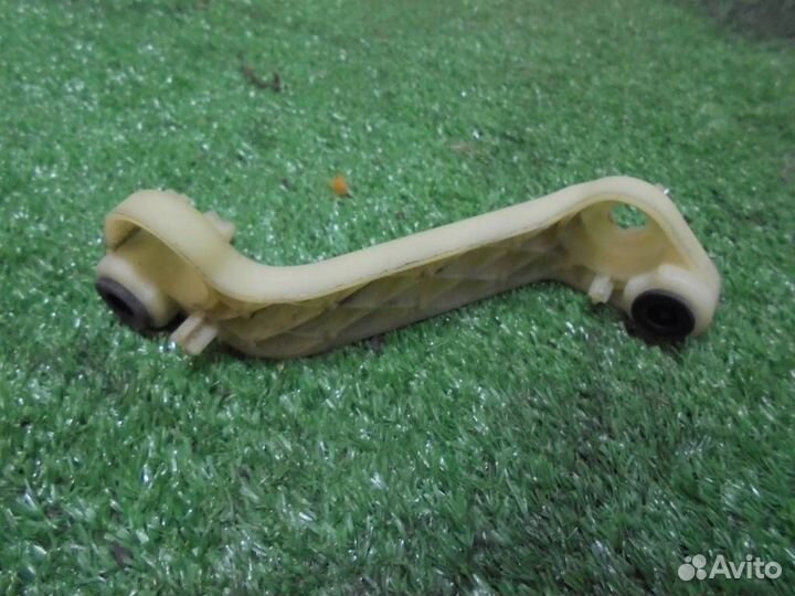 Кронштейн Audi Allroad quattro 2005-2012