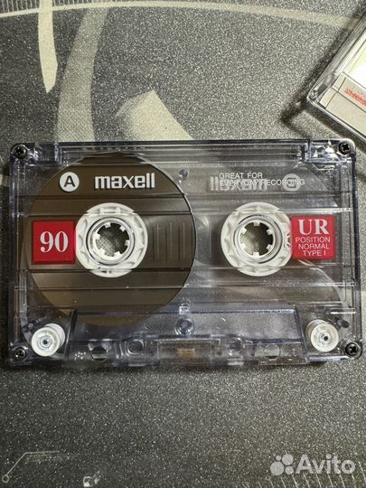 Аудиокассета Maxell UR 90, новая, 2002-2005