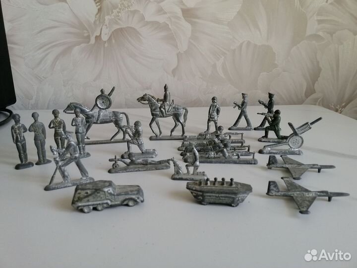 Оловянные солдатики и техника СССР