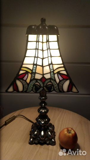 Старинная лампа в стиле Тиффани
