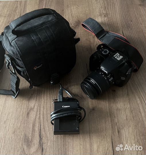 Зеркальный фотоаппарат canon 1100d