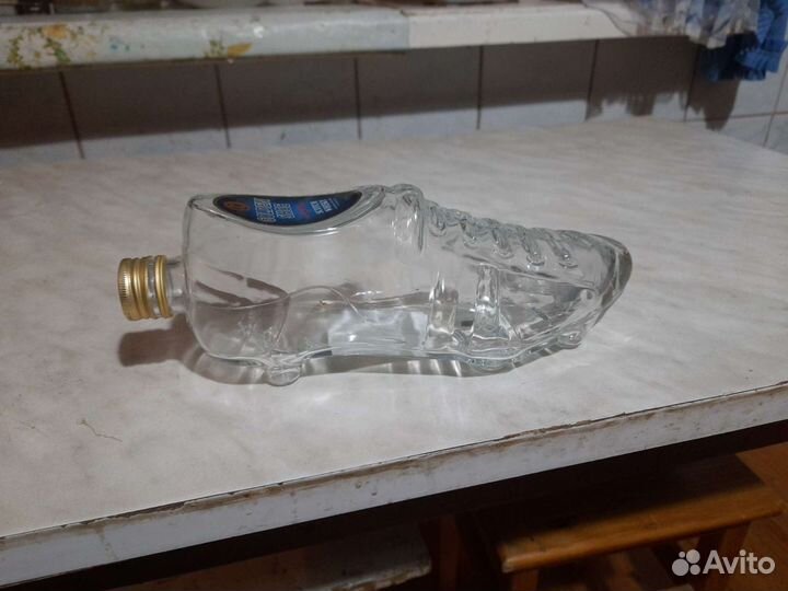 Бутылки из под элитных напитков