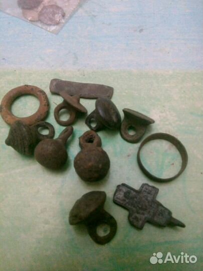 Пуговицы, кольца и т. д