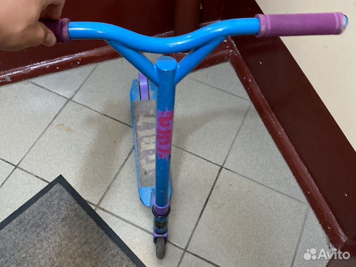 Трюковой самокат