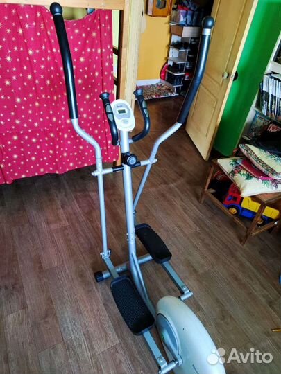 Эллиптический тренажер