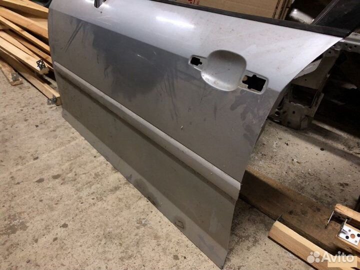 Дверь передняя левая Peugeot 407 1 DW10bted4