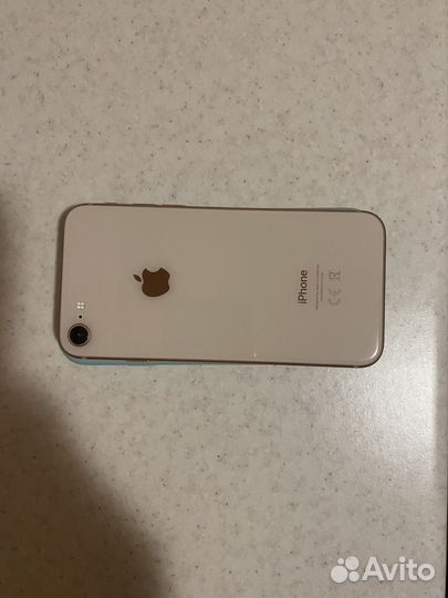 iPhone 8, 64 ГБ