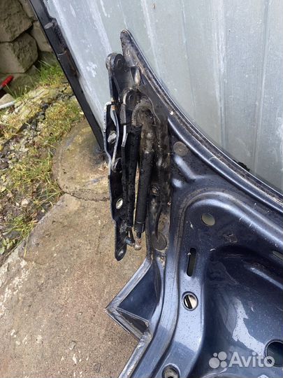 Крышка багажника audi 80