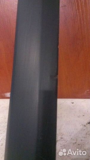 Молдинг двери передний правый Skoda Yeti