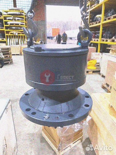 Редуктор поворота башни Hitachi 4445648