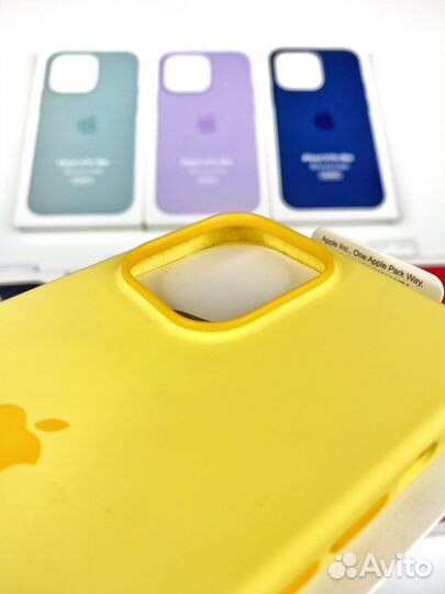 Чехол на iPhone 14 Pro Max (Люкс копия) Желтый