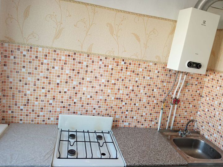 2-к. квартира, 42 м², 2/2 эт.