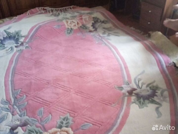 Палас овальный