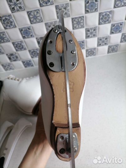 Фигурные коньки jackson freestyle 5 c