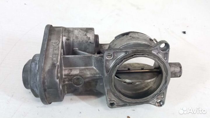 Дросельная заслонка левая Volkswagen Toureg 1