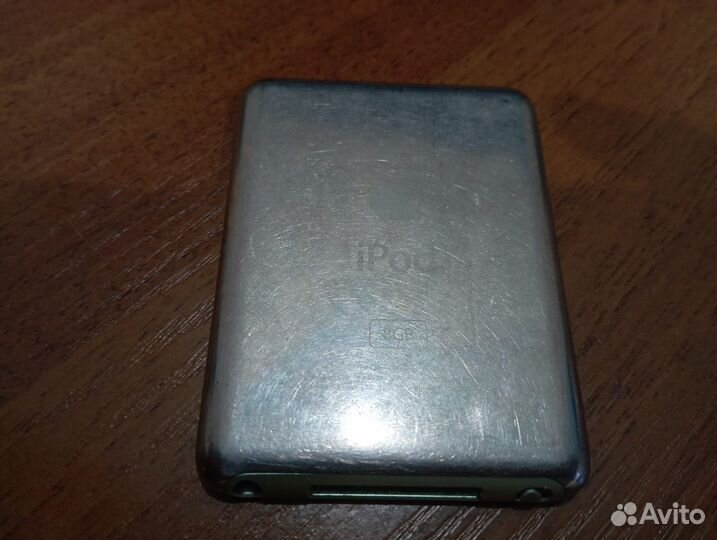 MP3-плеер iPod Nano 3 поколения