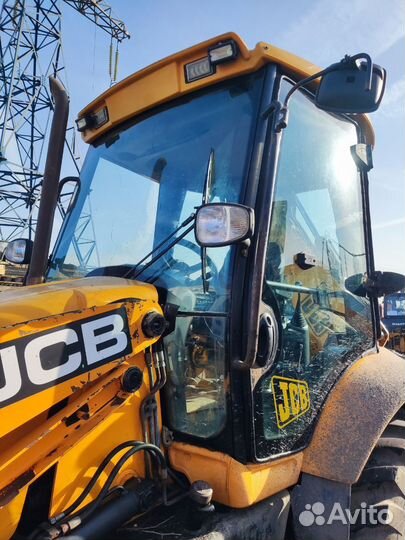 Стекло jcb заднее