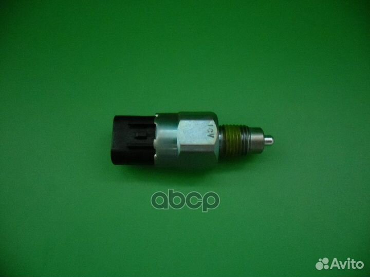 Выключатель фонарей заднего хода hyundai/KIA 93