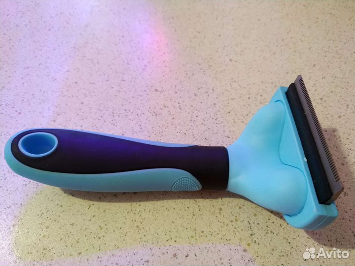 Расческа- дешеддер для собак и кошек