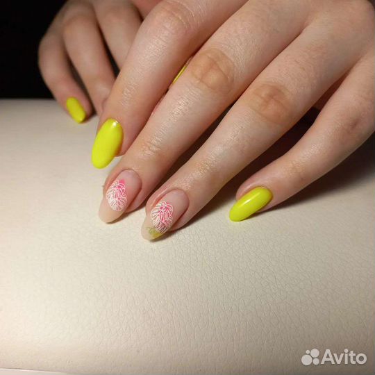 Маникюр, педикюр