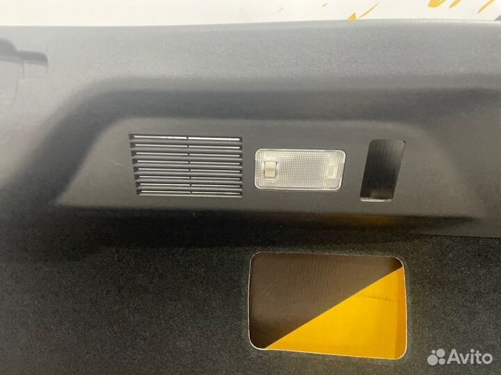 Обшивка багажника задняя RH Lexus Rx F-Sport GYL25