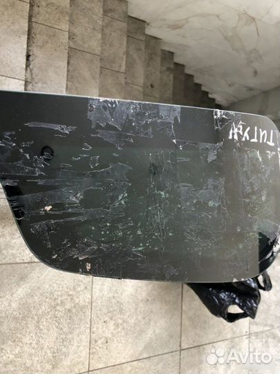 Форточка Volkswagen Tiguan