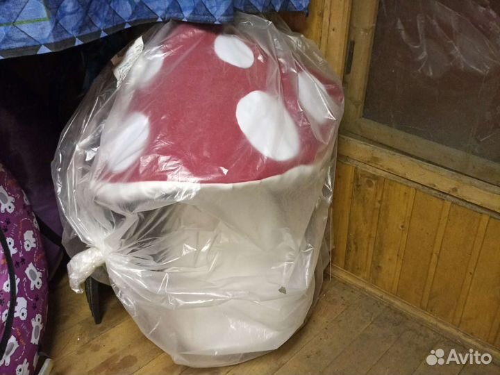 Гриб мухомор декоративный