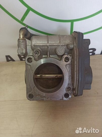 Дроссельная заслонка Nissan Note E11E HR16DE 2006